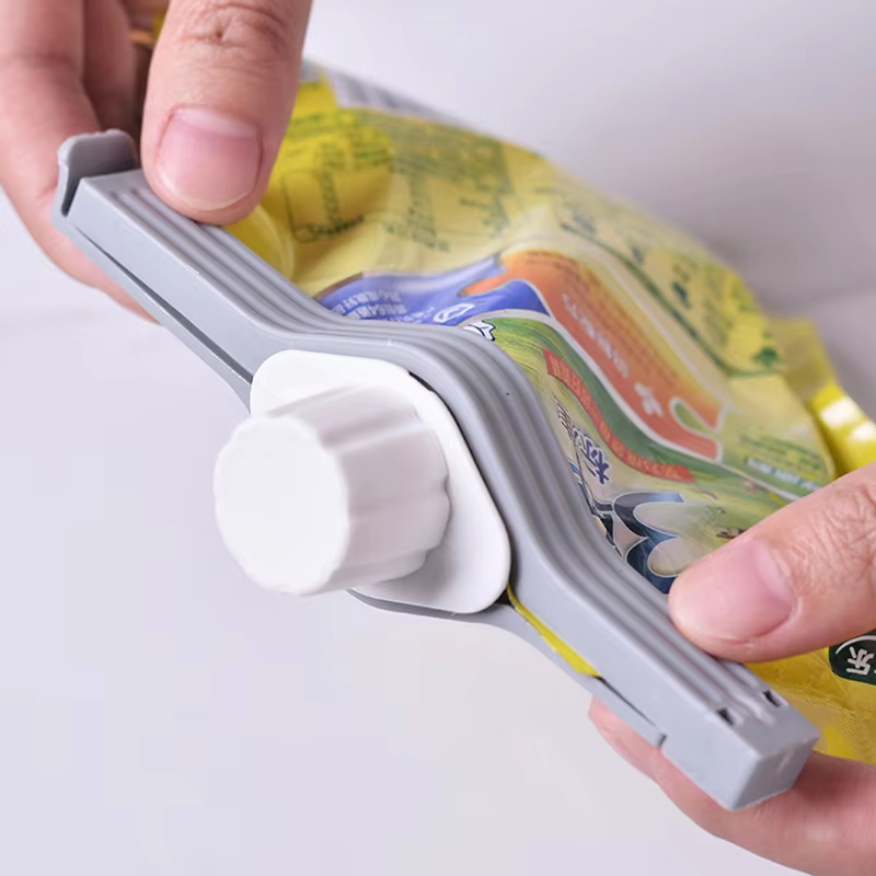 Kitchen Sealing Clip Spiral Li - огляд і ціна Kitchen Gadgets Oxo